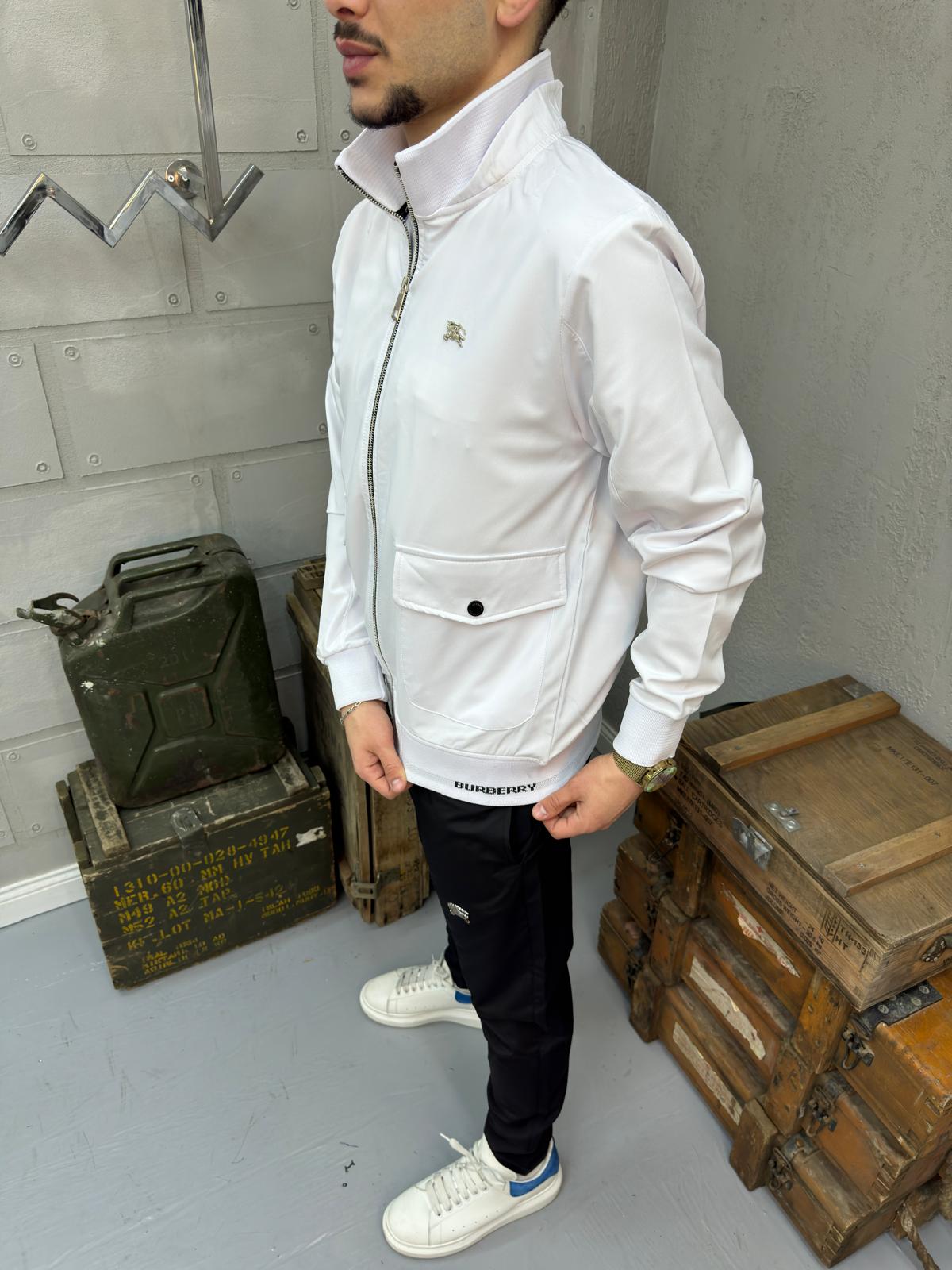 Burberry Beyaz