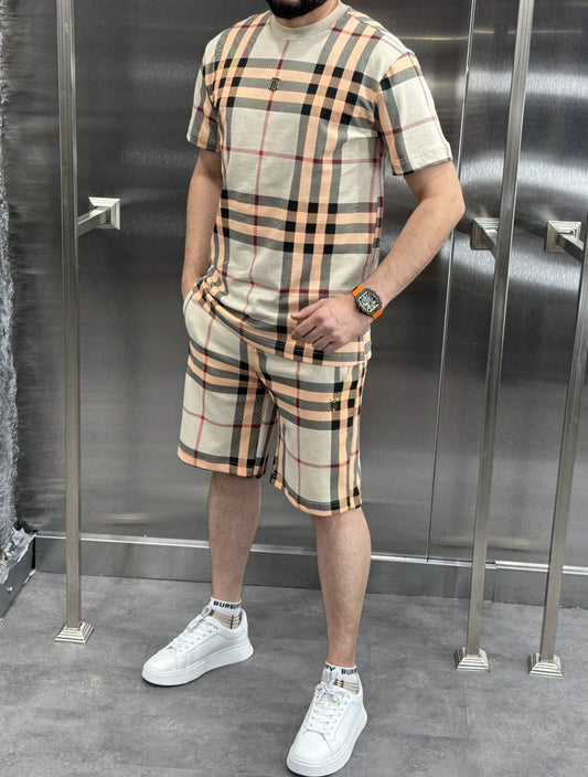 Burberry Şortlu Takım